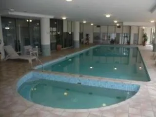The Meriton Apartments On Main Beach Gold Coast Hotel apartamentowy