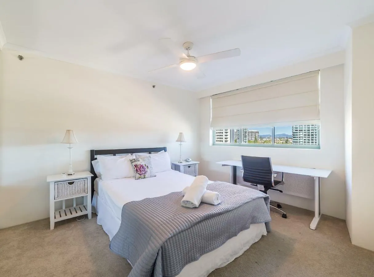 The Meriton Apartments On Main Beach Gold Coast Hotel apartamentowy