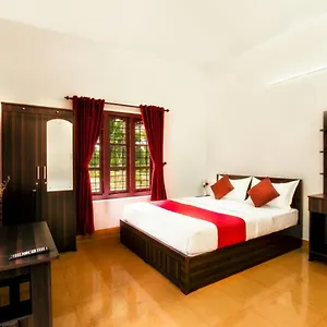 Three Roots 3* Sultan Bathery
