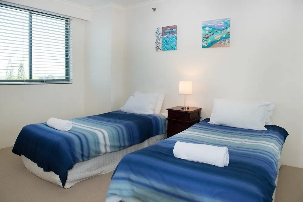 **** Aparthotel The Meriton Apartments On Main Beach Gold Coast Australia