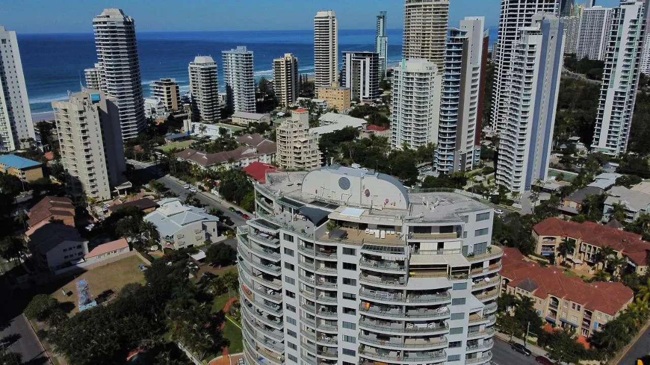 The Meriton Apartments On Main Beach Голд-Кост Апарт-отель