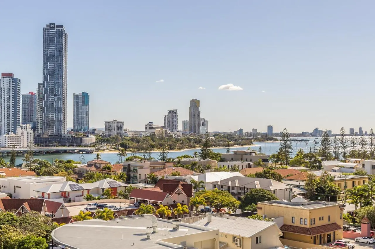 The Meriton Apartments On Main Beach Голд-Кост Апарт-отель